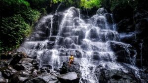 kanto-lampo-waterfall1-1600x900
