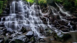 kanto-lampo-waterfall2-1600x900